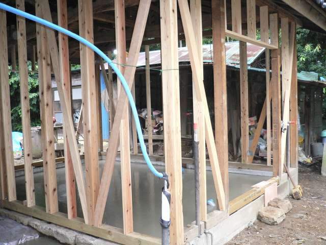 栃木小山 オール電化浴室ユニットバス柱